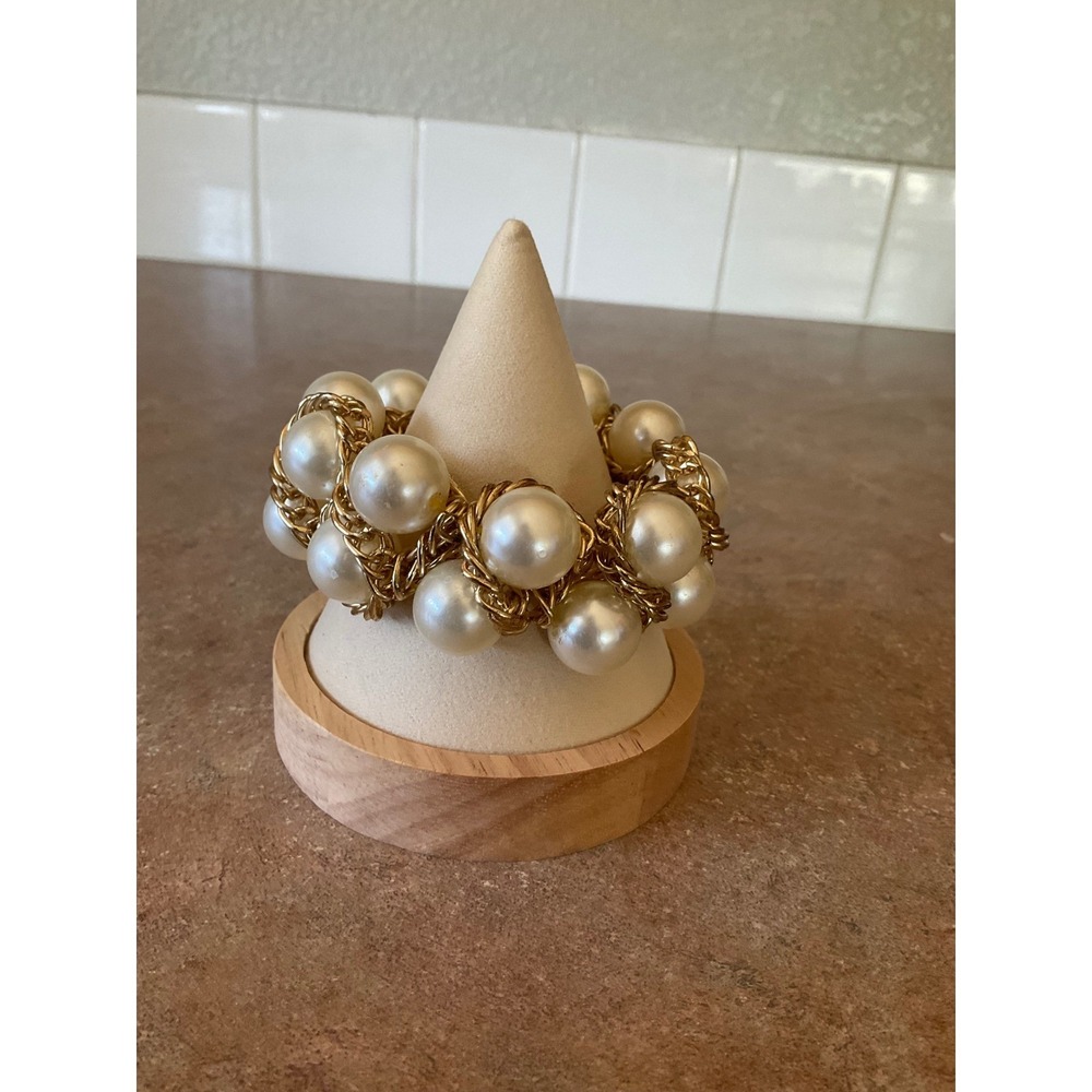 Chunky Faux Pearl Gold Tone Chain Link Stretch Statement Bracelet Cream Gold